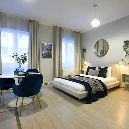Urban Adventure For Two Apartment Bucharest Exterior photo