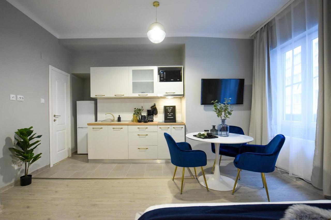 Apartment Urban Adventure For Two *